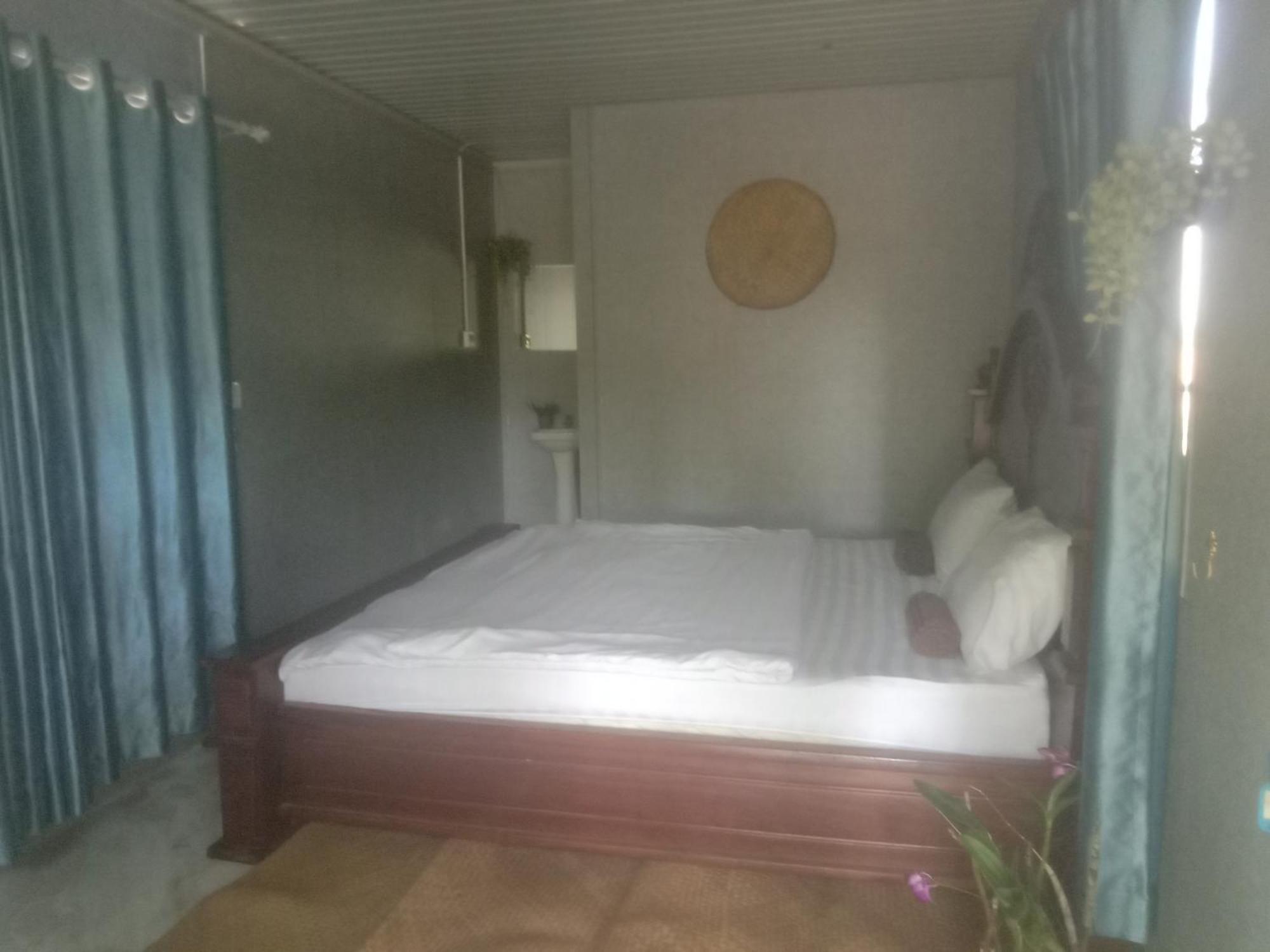 La Plage De Kampot By Lee & Hap Guest House Esterno foto