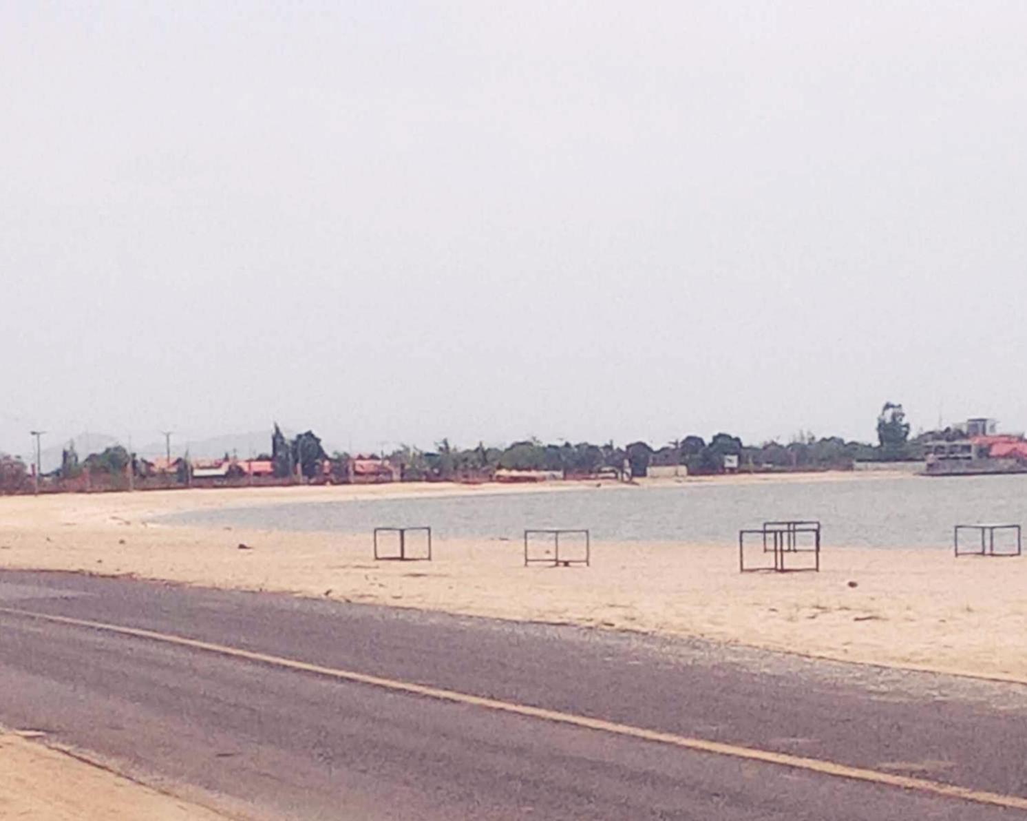 La Plage De Kampot By Lee & Hap Guest House Esterno foto