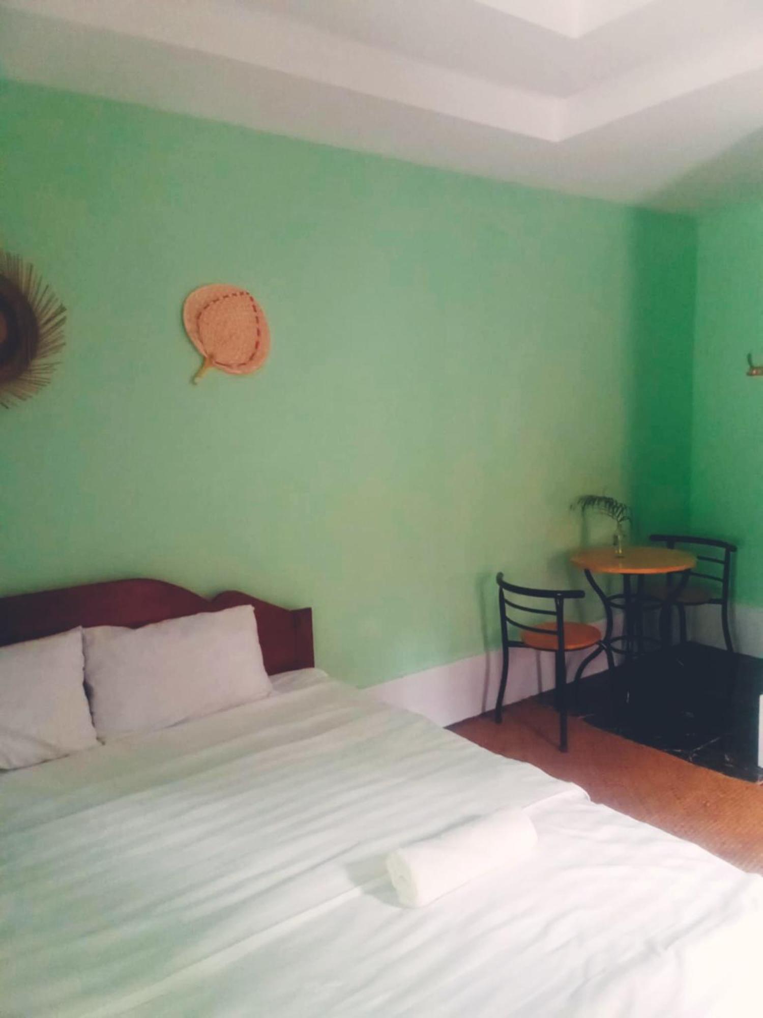 La Plage De Kampot By Lee & Hap Guest House Esterno foto