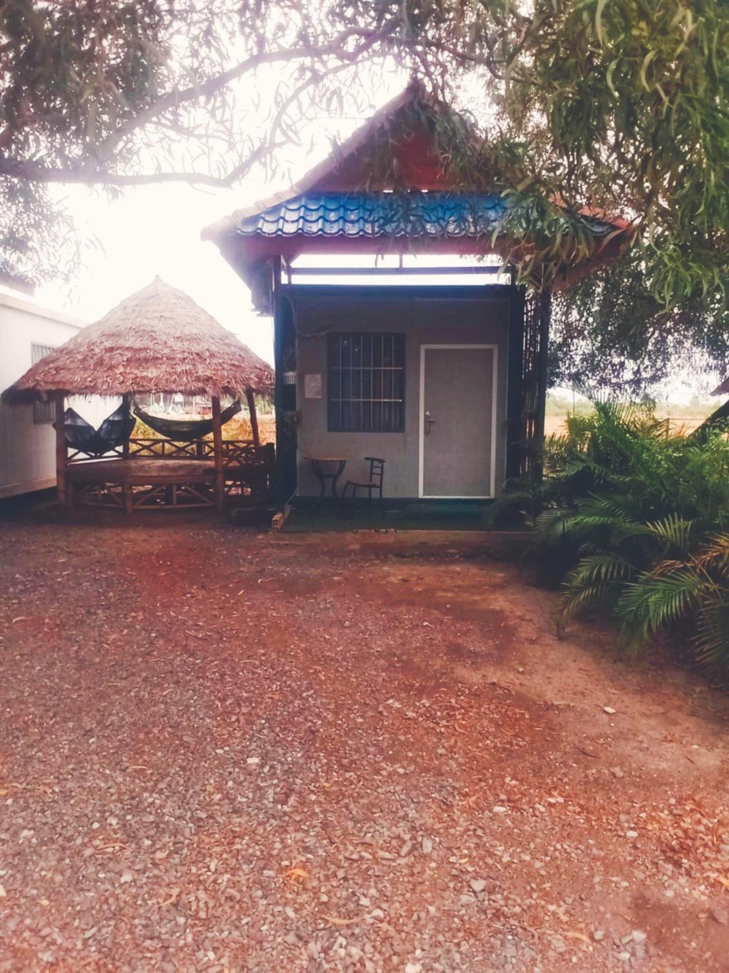 La Plage De Kampot By Lee & Hap Guest House Esterno foto